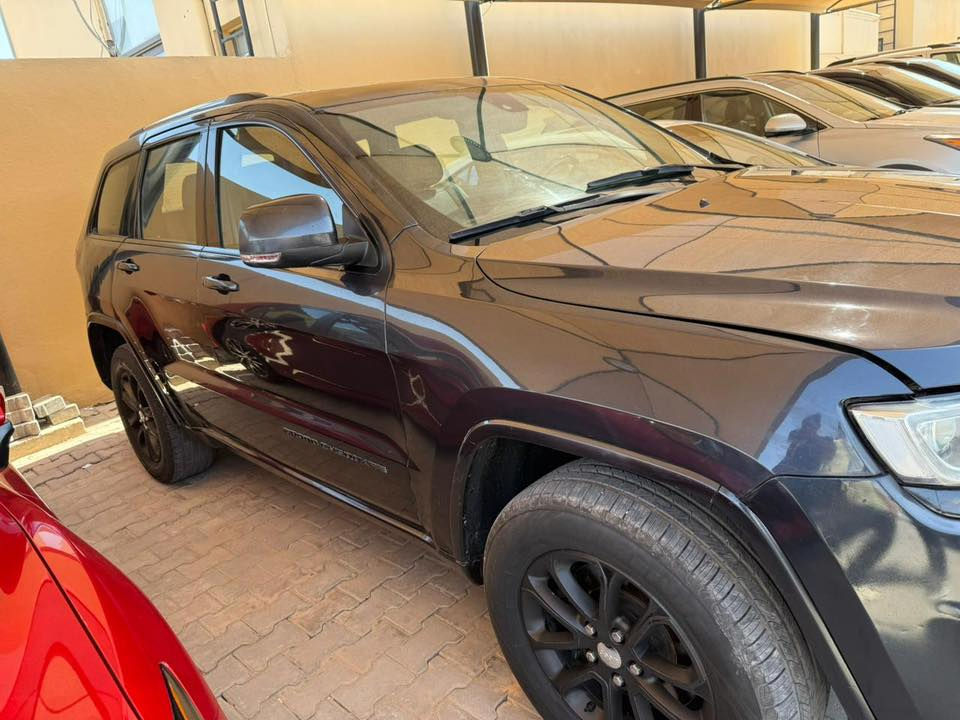 🚗 للبيع: جيب
🚗 للبيع: جيب 
📍 مكان السيارة: كربلاء 
📞 للتواصل: ***********
💰 السعر:١٤٠ وبيه مجال
🛠️ المحرك:6 سلندر 

•
•فول فول خنك

⚠️ أضرار السيارة:جاملغ خلفي
•  
• وارد خليجي
• رقم السيارة: بغداد
• لون السيارة: اسود
• باسم المالك- شرط امداور
