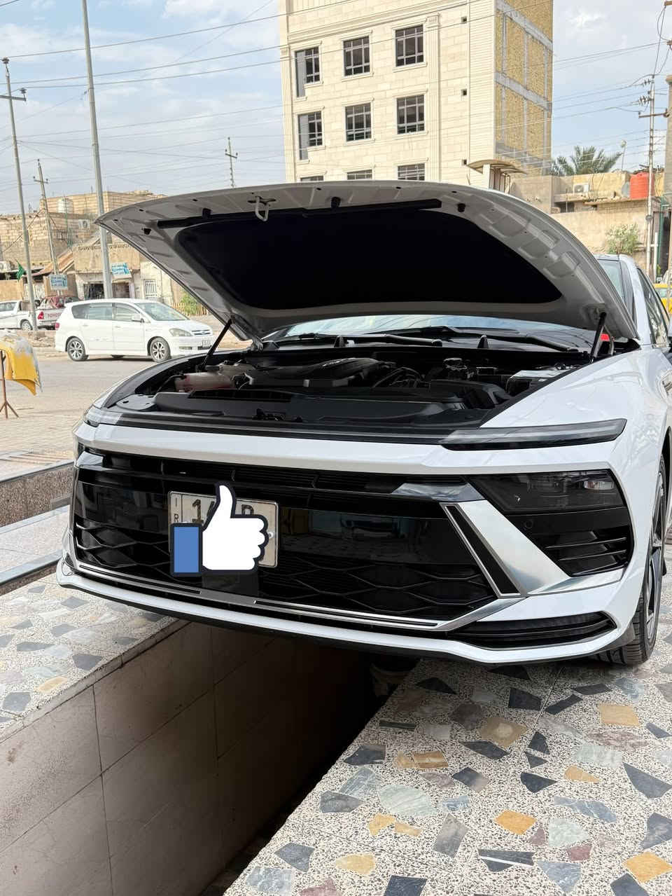 السياره نضيفه جدا بعدها بحاله وكاله
:  كفاله من الصبغ والتبديل 

الموصفات /             36 الف كم 

                                       بنزين ⛽️ 

      • بانوراما

 • إنارة Full LED

 • انارة دخليه محيطية

 • كاميرا

 • حساسات أمامي + خلفي

 • دخول ذكي + تشغيل بصمة + تشغيل عن بعد

 • مرايا كهربائية قابلة للطي

 • بصمتين 

 • مقاعد جلد كهربائية 

 • لد امامي + خلفي

 • شاشتين 12.3 إنج

 • نظام صوت Bose

 • ستارة خلفية 

 • شاحن لاسلكي

 • تكييف أوتو ثنائي

 • كير إلكتروني تعليك

 • رادار + مانع تصادم

 • مثبت سرعة ذكي

 • نقطة عمياء + تحذير خلفي

 • 6 وسائد هوائية

السعر اتصل وبل خدمه 
***********
بصره
