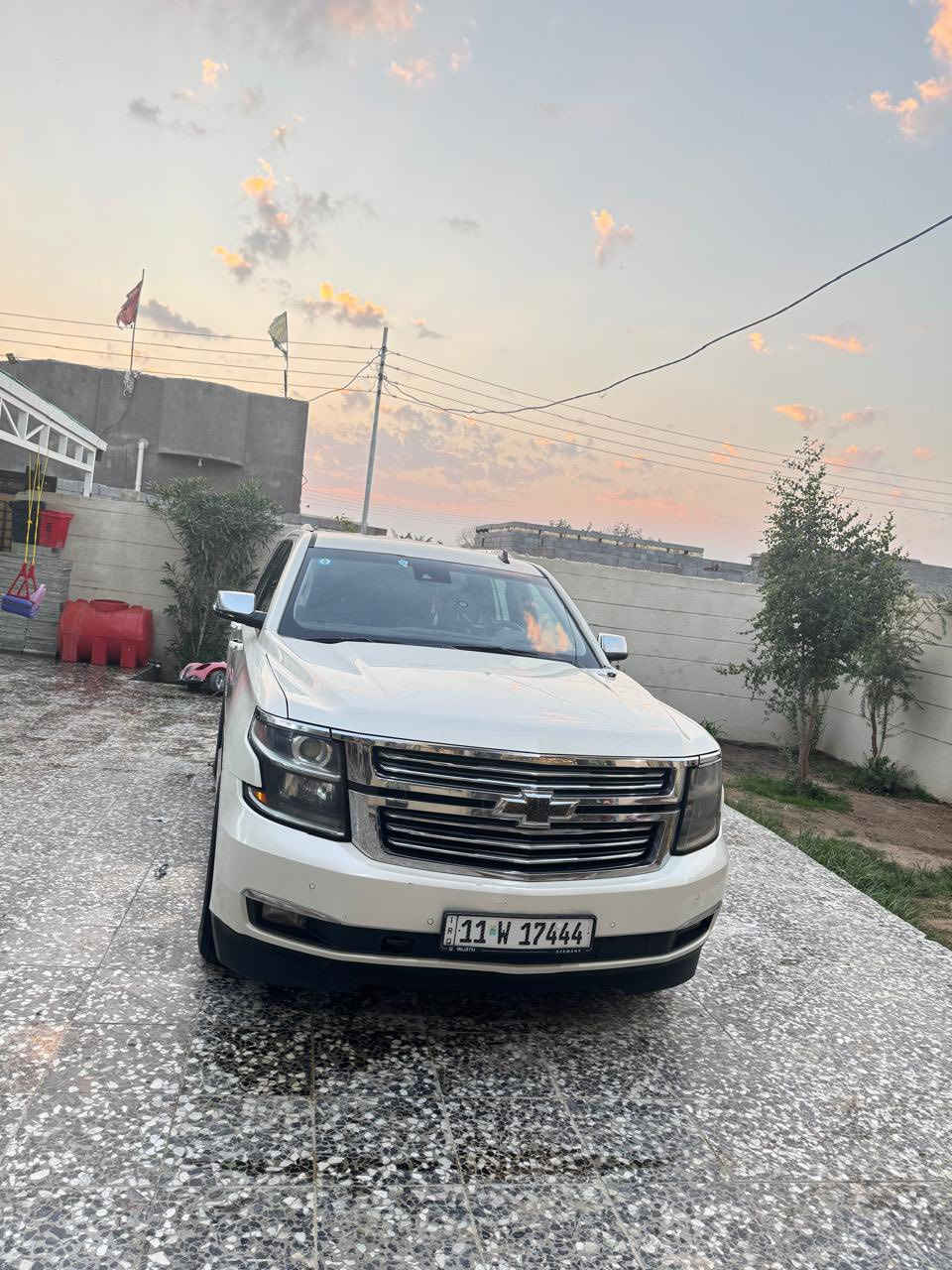 تاهو15للبيع Ltzخليجي معروفه فول مواصفات سعر320وبيه مجال بسيط شرط الفحص مكان البصرة ***********
