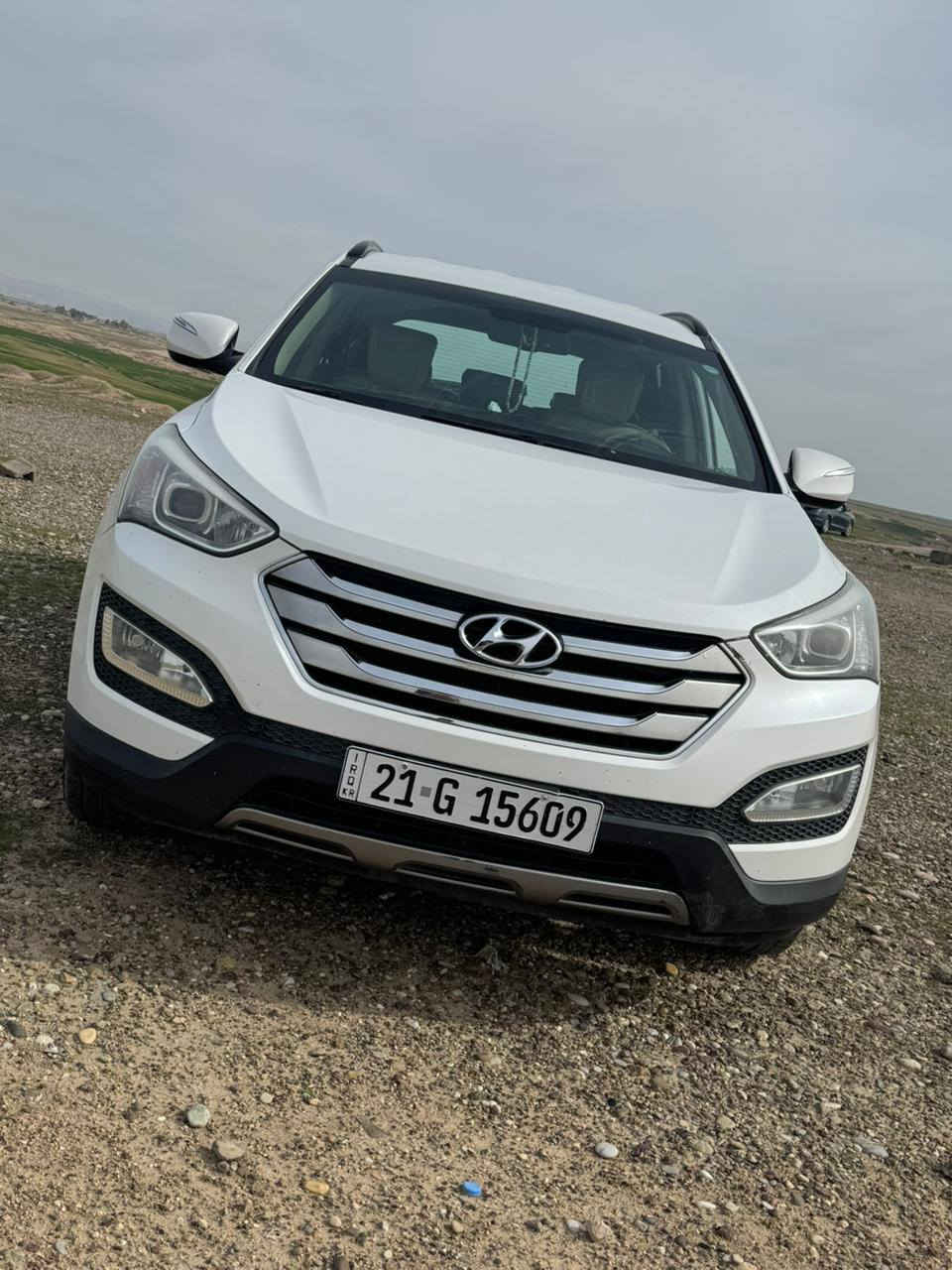 سنتافي 2014 للبيع كلين شرط
السعر 173 وبيها مجال 
مكان السياره كركوك لتواصل على الرقم 
***********
