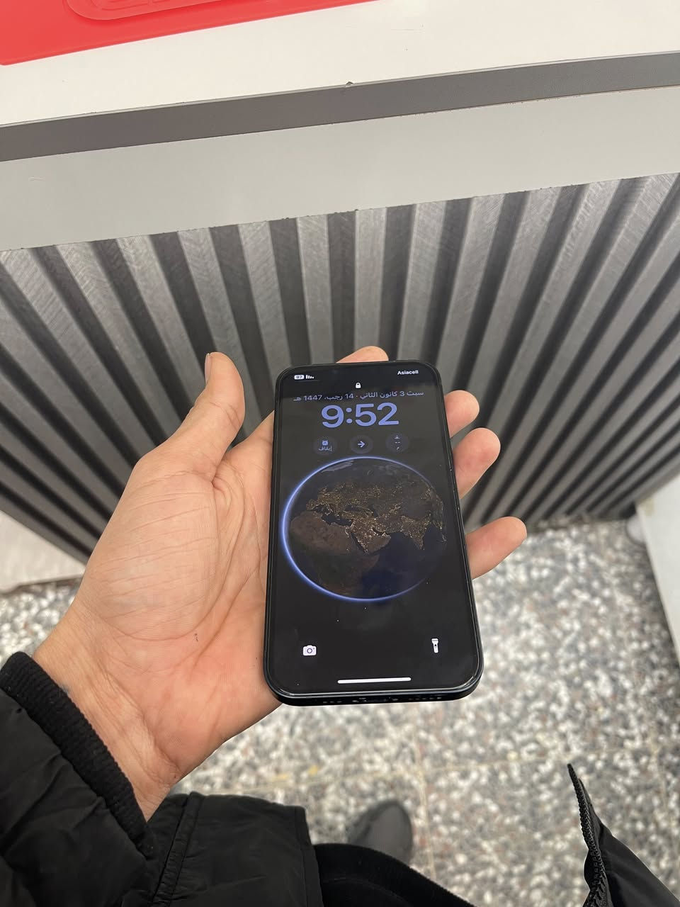 ايفون 13 عادي
ذاكره 128
بطاريه 84
الجهاز نضيف شرق اوسط مكفول ممفتوح نهائي
السعر 450 
للتواصل فقط اتصال ***********

