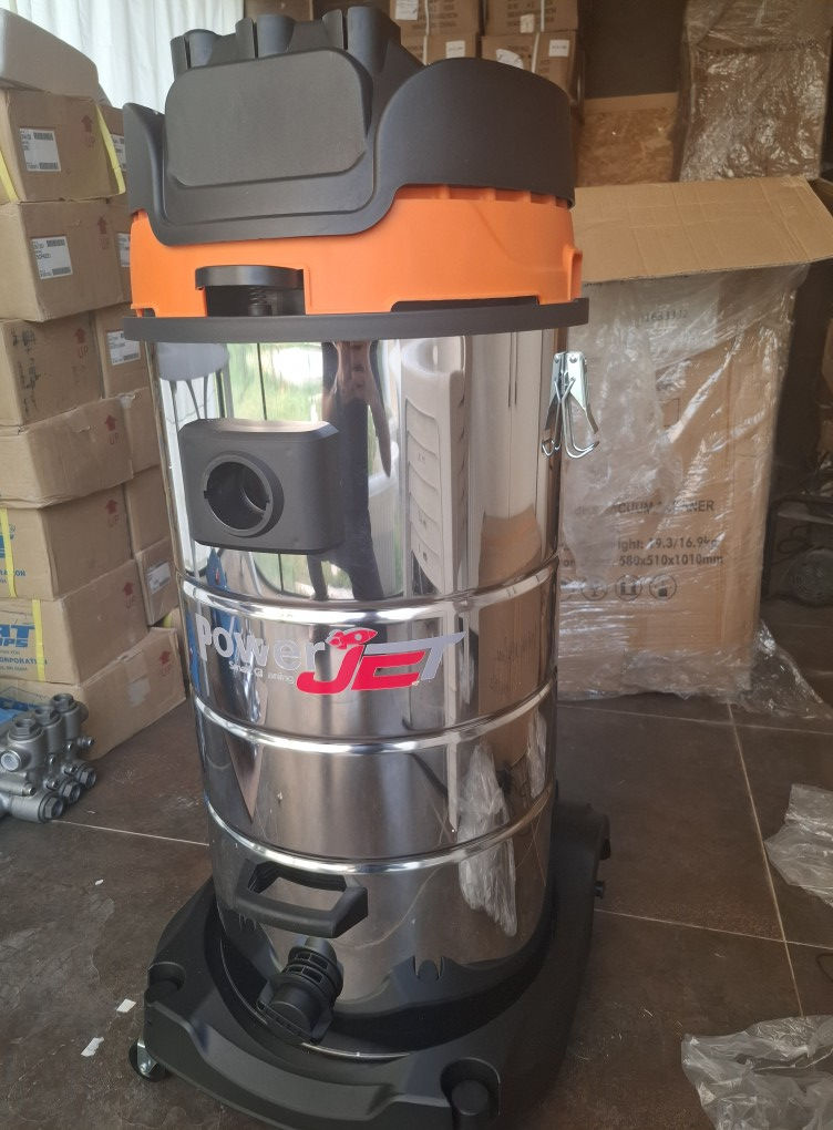 اخر وجبه مكنسة باورجت استيل ١٠٠ ليتري ٣ ماتور اصلي للبيع بسعر خاص ٢٧٠ دولار بس لطلب اتصل ***********
