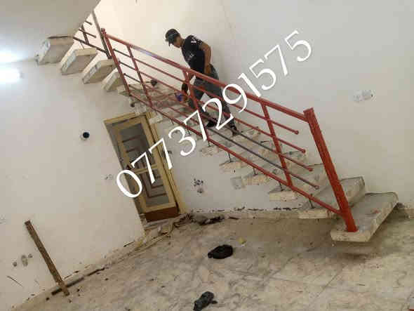 تعلن حدادت الخوين عن تخفيض اسعاره لعمل لساقاف لكيسبان لمتر 30 الف لمواد نوعيه وحده سواقي مغلون 2 ملم بوري 2 ملم صبغ زنجاري وصبغ اساس وذا تحب نسويلك عمل اقصاد عله دفعتين  ولسقاف لكيربي ولسقاف لسندويج وعمل البواب ولشبابيك ولمحجرات ولدروجه لخارجيه وتغليف الدروجه وكل ما يخص الحداده للستفسار اخاص اوتصل *********** ملاحظه وبدون احراج لا تراسلني وتكلي عندي حديد لو تكلي اجيبلك حديد ما اشتغل هيج شي هاي مصلحه اله اهله اكو ناس تقبل هيج تشتغل تحياتي للجميع ادمن يرحم والديك
