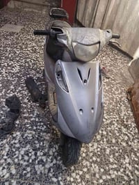 الدراجه متروكه  ابيع كوم حديد 07715953368 اوصلكياهه الباب البيت