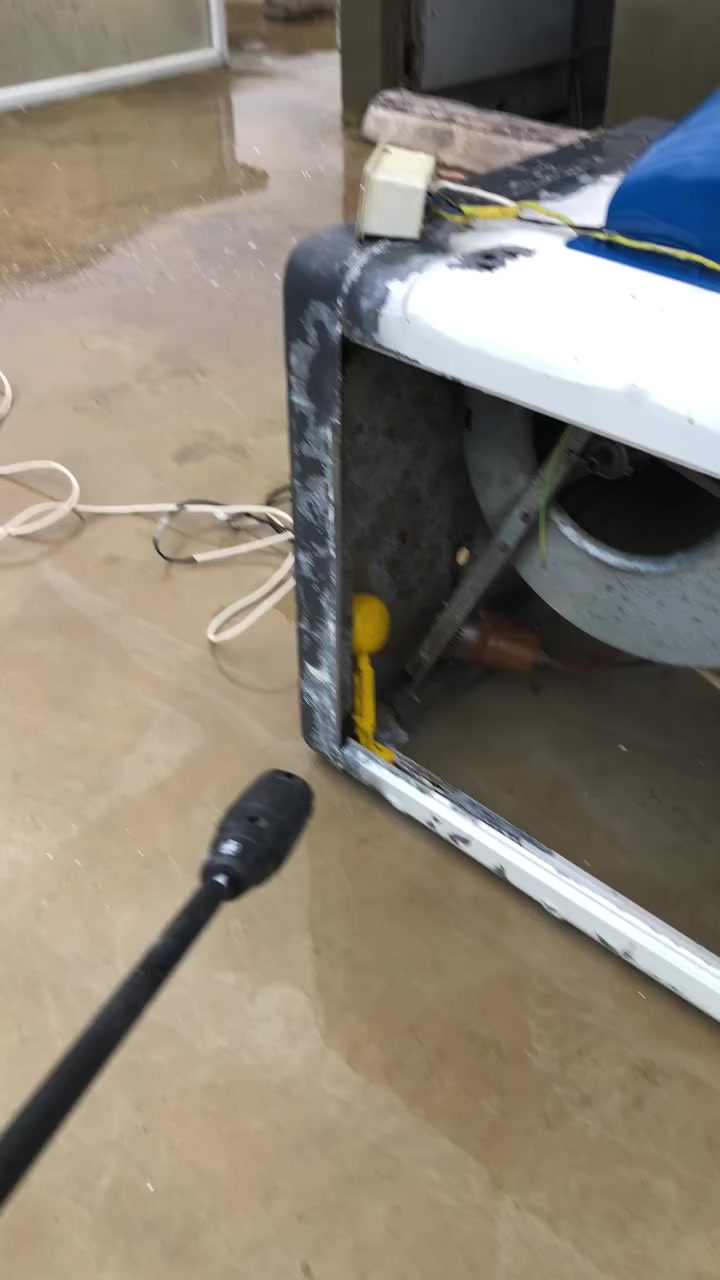 کارجر المانی ١٣٠ بار و سعر نهایی ١٤٥٠٠٠ الف و توصل کل محافضات عراق و کردستان


**إذا كنت صاحب هذا الإعلان وتريد حذفه لأي سبب، رجاءا أرسل رسالة إلى الدعم الفني**