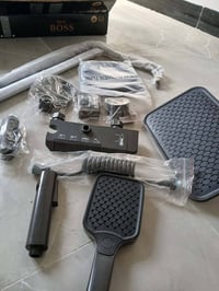 دوش بيانو جديد مو مستخدم كلش حلو  للبيع سعره 40الف  07711518175