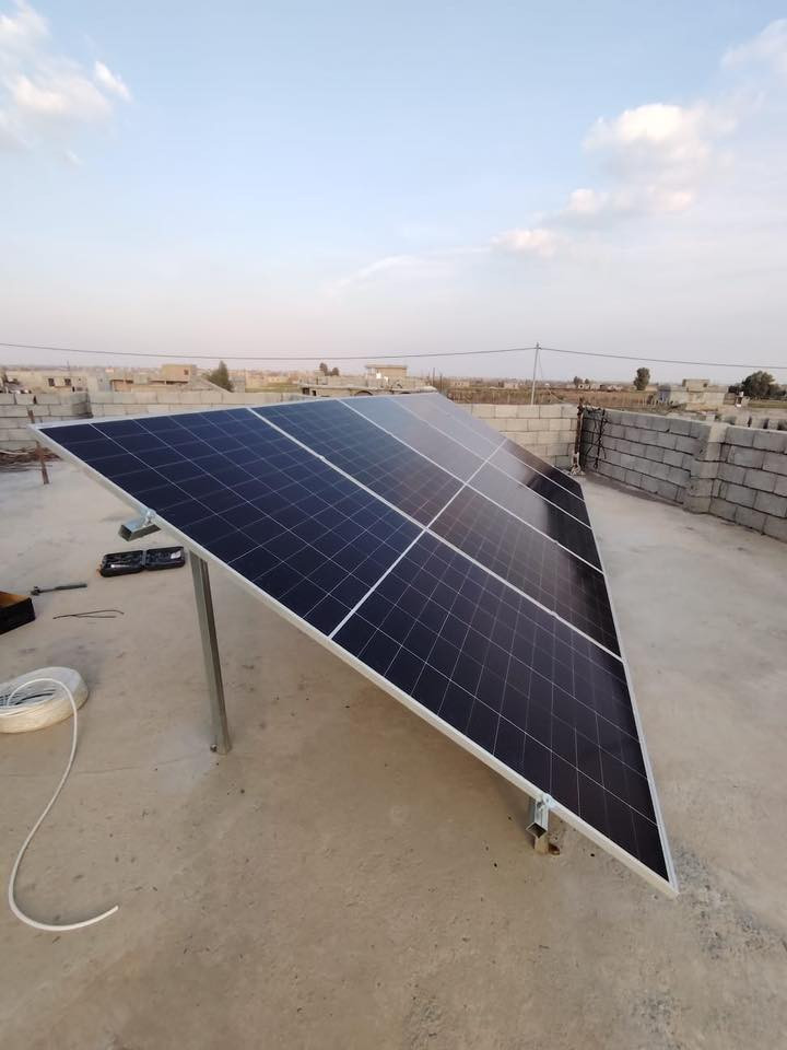 🚨 تخلص من انقطاع الكهرباء نهائياً! 🚨
تم بعون الله تجهيز منظومة طاقة شمسية متكاملة للمواطن:
👤 حسام جمعه حجاب
📍 ناحية الزوية
⚡ مواصفات المنظومة:
🔹 5 ألواح هيستا الأصلية عالية الكفاءة
🔹 بطارية فلستي 10 كيلوواط قوية
🔹 انفرتر 6KM حديث
✅ تشغيل مستقر للكهرباء
✅ توفير كبير في المصروف
✅ أجهزة أصلية مع ضمان حقيقي
✅ تركيب احترافي بإشراف مختصين
💰 الدفع متوفر نقدي أو تقسيط مريح
🏢 شركة المجد للطاقة الشمسية
👤 مدير الشركة: حذيفة البو حسيب
🚚 نخدم جميع محافظات العراق
📞 راسلنا الآن واحجز منظومتك قبل ارتفاع الأسعار!
#الطاقة_الشمسية
#المجد_للطاقة_الشمسية
#تقسيط
#كهرباء_بدون_انقطاع


**إذا كنت صاحب هذا الإعلان وتريد حذفه لأي سبب، رجاءا أرسل رسالة إلى الدعم الفني**