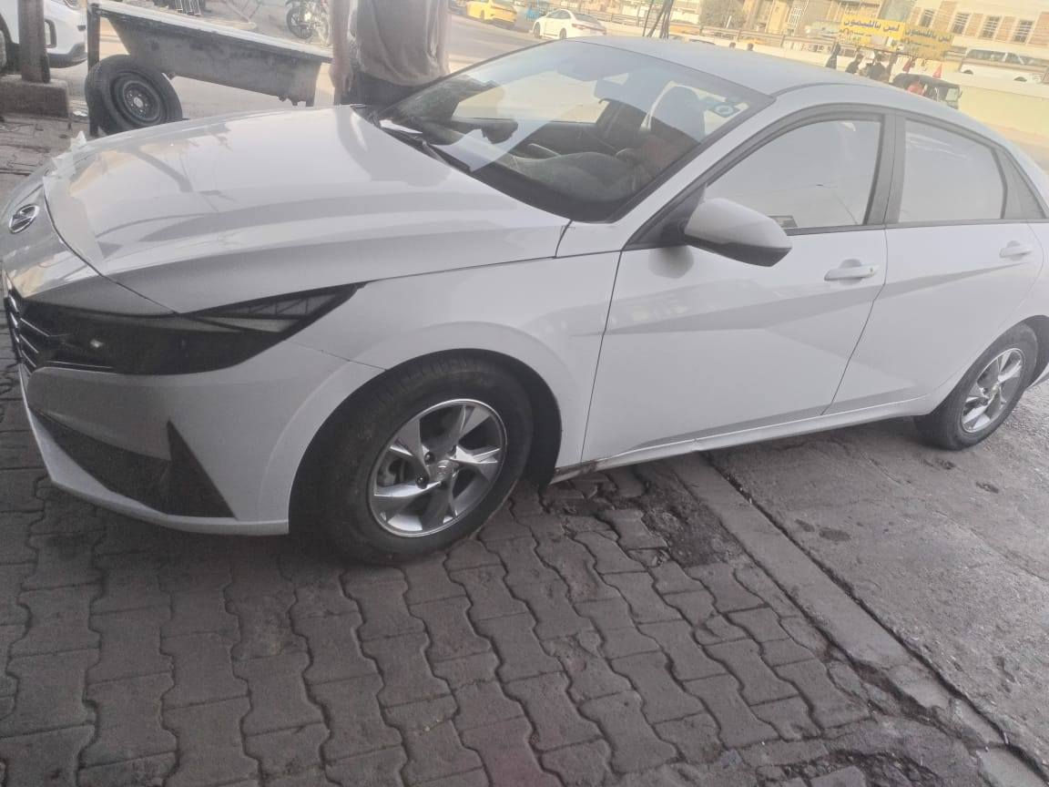 النترا افانتي موديل 2021 معوقين سنويه 2029 محرك كير كفاله ماشي 170 رقم ميسان  وهذا رقم صاحب لسياره ع لفيس ماموجود ***********
