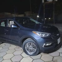 سياره للبيع سنتافي موديل 18 سياره وضع الشركه ما ناقصها اي شيء اللي يحب...