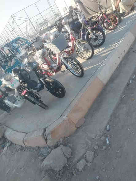 دراجه شحن ابيع سع الواحد 150
***********
