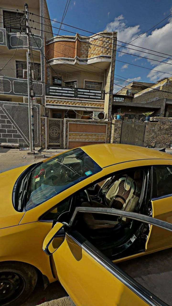 سلام عليكم فورتي موديل2014 سياره حلوه مرتبه رقم بغداد انكليزي تحويل ثاني يوم حادثهة جاملغ امامي جهة صدر فقط سعر 90 وبيهة مجال مكاني بغداد شعب للاستفسار ***********
