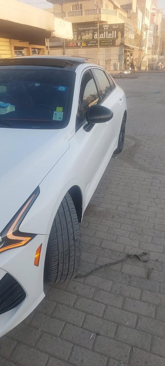 سلام عليكم من رخصة الادمن المحترم للبيع كي فايف 
جيتي لاين موديل 23 وارد امريكي الضرر خلفي تبديل ضهر كامل 
فول مواصفات 
بنوراما 
كشنات جلد 
قياده ذاتيه 
رادارت جوانب 
رادار امامي 
حساس خالفي 
فول تحكم استيرن 
ممشاها 70 الف
بسمي رقمي 
***********
***********
السعر 160
