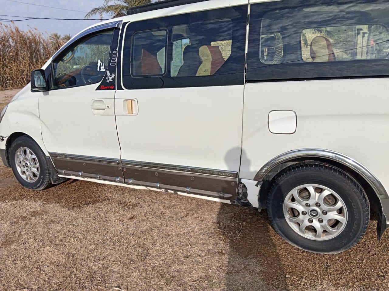 السلام عليكم 
ستاركس للبيع موديل 2011 مفتوح رقم بغداد دولي مصفره هيئه غرامات شواصي كفاله كير محرك حداديه دوشمه كهربائيات  
الرقم *********** مكاني الإسكندرية
