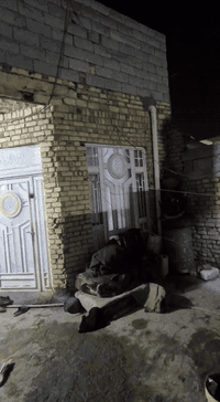 سلام عليكم بيت للبيع زراعي سند25 الماجديه سيد جميل شارع 20 مساحت البيت 150م بناء البيت كله طابوك بس الستاره بلوك الاستفسار ع *********** متواجد واتساب
