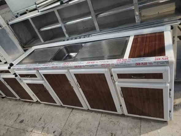 للبيع كونتر ارضى ملحق مترين نص  نضيف فول سنك مترين نضيف سعر ٣٠٠ بي مجال *********** اسيا *********** مكان رشيديه
