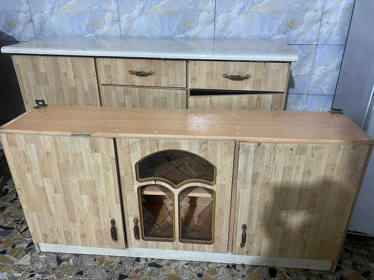للبيع سعر 150 وبي مجال للاستفسار خاص


**إذا كنت صاحب هذا الإعلان وتريد حذفه لأي سبب، رجاءا أرسل رسالة إلى الدعم الفني**
