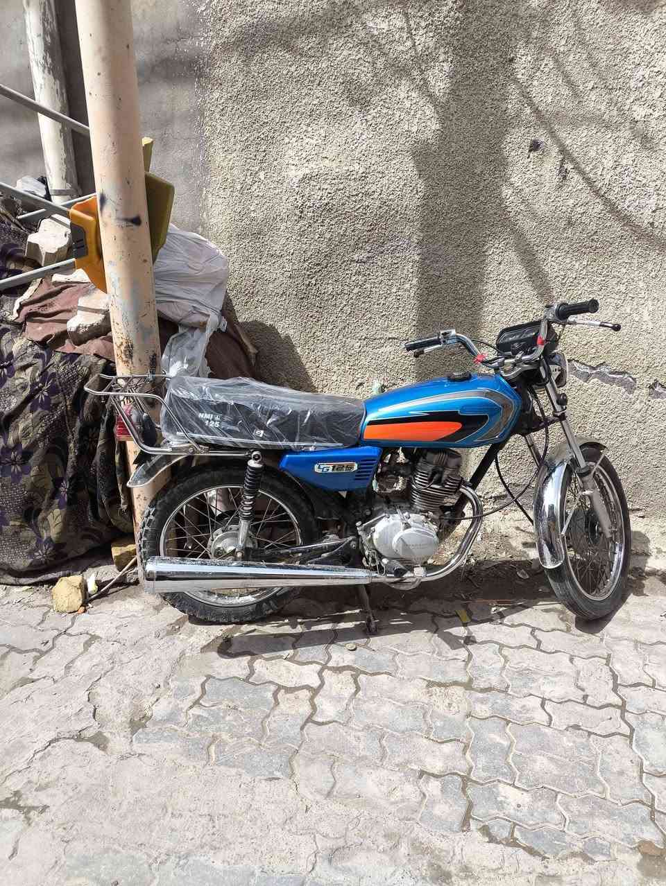 اربعه كير شاصي 18 أوراق نظيفة تخبل تجي تفحصها وبالخدمة اني سعرها 500 وبيها مجال كلش بسيط مكاني الكوت


**إذا كنت صاحب هذا الإعلان وتريد حذفه لأي سبب، رجاءا أرسل رسالة إلى الدعم الفني**