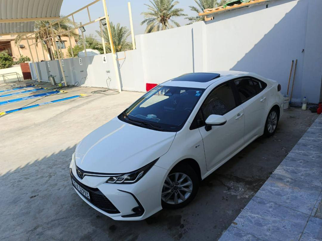 سلام عليكم
كورله هايبرد 2025 شكل خليجي للبيع مواصفاته معروفه 
فتحت سقف/ بصمت ابواب/ رادار امامي/ قياده ذاتيه/ تحديد مسار .. عداد المشي 1700km بعدهي عله وضع الشركه لستفسار. ***********
