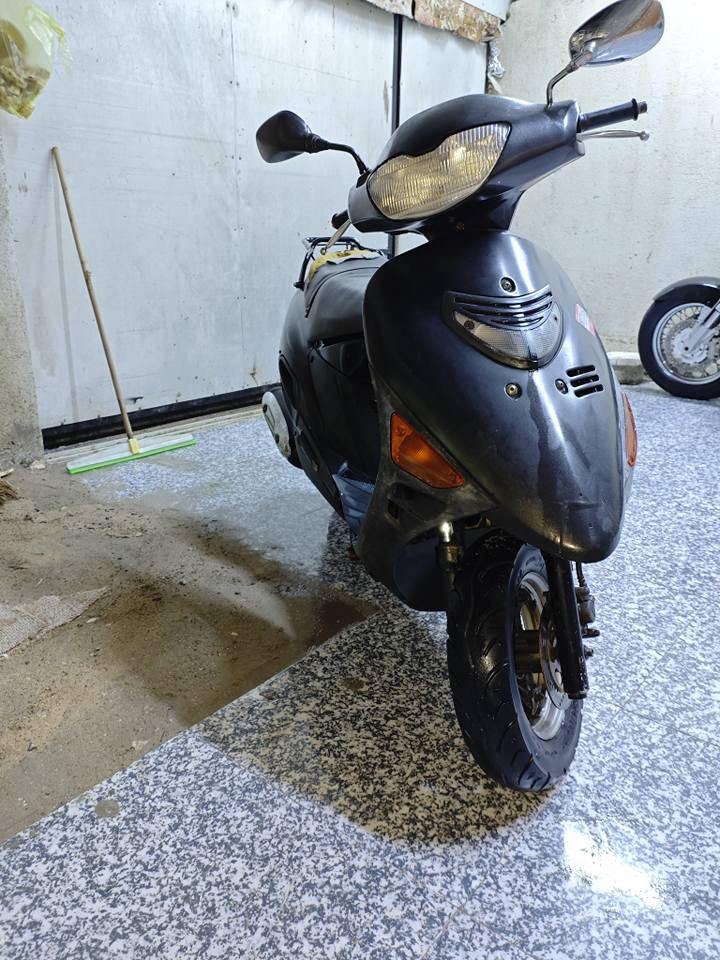 دراجه ساسوكي اكستار والفات ماكينه 125 بسرعه 100 شغاله سلف دراجه معمره من الصفر يحتاج لها شي ترتيب كلش قليل رقم الهاتف 0770 90 0 0 5 8 7 1 البصرة, العراق
