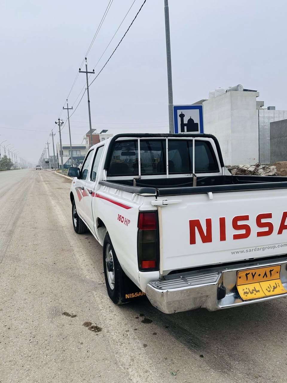 لةسةر ئيزني خاوةن ادمين 
نيسان پيكاب 
مؤديل 2009 ياباني 
ماليي دؤستة  گيروو مةكينة بةشةرت 
تةنها يةك لاعةرةبانةي كةميك بؤياغة  
سةنةويي ماويةتي بةسةر بچيت
چوار تايةيي لؤك
بيتةقةورةقة ديناريك مسرةفي نية 
سعر ١٢٠ گةلاو معامةلةيةكي برايانة 
ژ.م *********** 
شوين شارةزور
