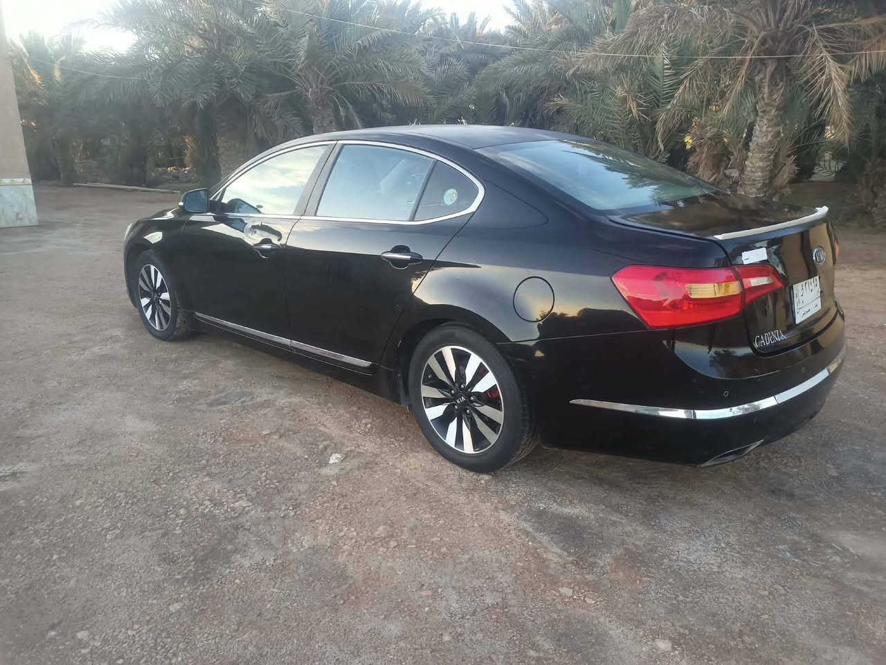 السلام عليكم كيا كاتنزا موديل 2012 باسمي رقم بغداد تنتهي السنويه ل2029 وارد كوري غاز بانزين السياره گير محرك جديد 6 سلندر 3000 توني مبدلهن صارلي شهرين جاهزه اي نقص مابيه حداديه تخم تاير تدفئه تبريد السياره كاملة المواصفات عدا الفتحه والبصمه الجاملغ الايسر بي بارد قليل وشخطه شبر باب السايق ما معدلهه شغلته بسيطه رايدهه بيع او مراوس حسب القناعه السعر 130 بيه مجال مكاني السماوه الرميثه *********** بي واتساب
