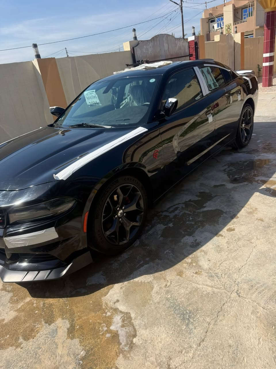 جارجر موديل ٢١
وأرد امريكا 
مواصفات فول واحد على واحد
سيارت بحلت الوكاله
ضراهه قطعه وحده وشويه بارد 
بشرط ما واصله على شاصي و بدون جاملخ 
وسونر موجود بصور وضرر
رقم سياره أربيل بسمي 
مكان سياره ديالى بعقوبه
السعر ٢٣٠ وبيهه مجال
***********
