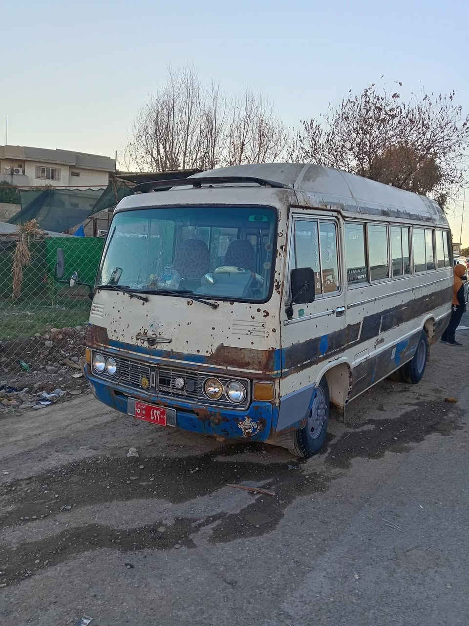 السلام عليكم كوستر للبيع قمبوره مديل ٨٢ سياره بلاديه مكينه اصلي ٨٢ كير اكسن بلادي سياره كلها بلاديه رقم تاميم  سياره بل موصل الاتصال على الرقم *********** او***********
