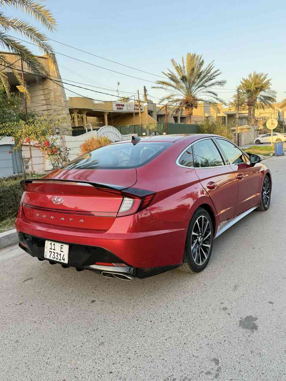 سوناتا 2020 رقم بغداد
فول موصفات عدا بانرامه
صور الحادث وسونر منزلهن 
مكينه 1600 تيربو 
مكاني سيديه 
سعر 139
***********
