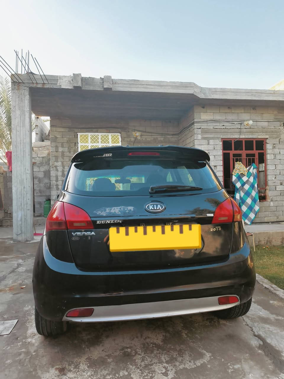 السلام عليكم ورحمة الله      

سيارة كية موديل 2010 رقم شمال الضرر دعامية و صبق بنيد 
العنوان الرمادي خالدية الرقم المالك *********** السعر 80 خابر و دلل
