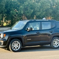 جيب رنكد ٢٠١٩ سيارة كلش نظيفة مال بيت قليل الاستخدام بدون اي نقص سيارة...