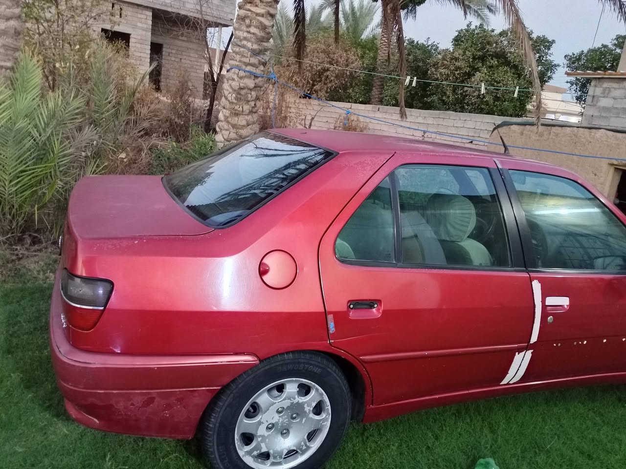 سلام عليكم بيجو مطلوبه شرط الوكاله موديل2002محرك كير رياضي شرط جددصدرنضيف تايرات نضيفه التبريد طك يمي الكنبريسركهربئيات السياره كامله بدون نقص للبيع السعر 27وبيها مجال قليل او مراوس بحره نضيفه وانطي فرق مكاني العلم ***********

