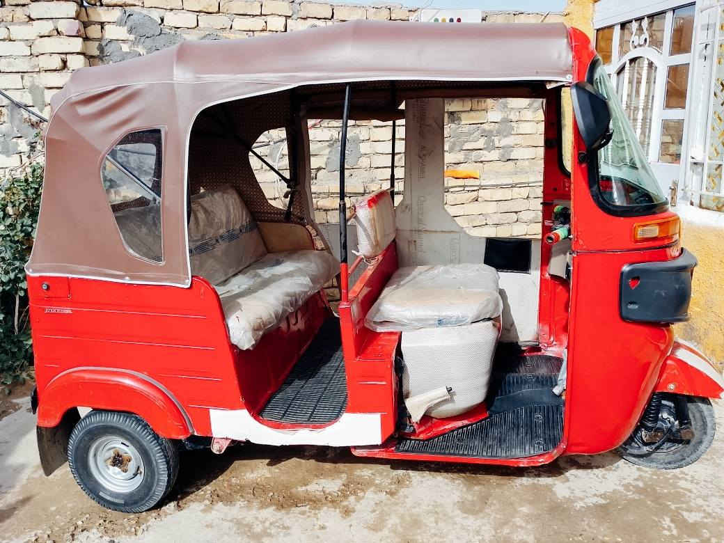 السلام عليكم تكتك للبيع موديلها 18شاد مكينه 20 اوراق كامله اصوليه المصطفى سعرها 3500 مكاني الأمين الثانيه الرقم ***********
