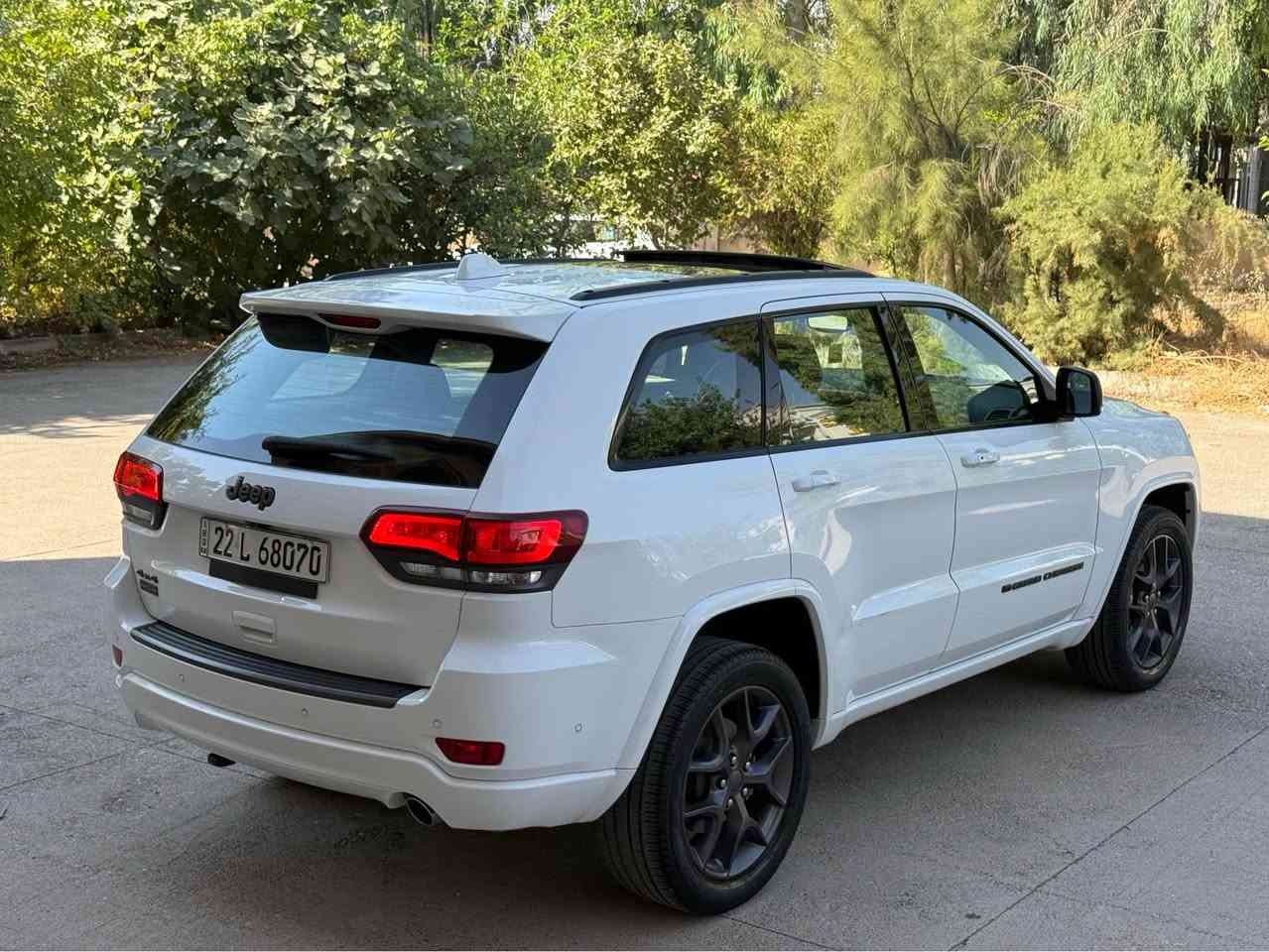 jeep grand cherokee 2021
ماشي ٣٧ الف
سيارة خليجية 
سيارة بدون صبوغ بدون بارد
٣ قتعة مبدل بلادي
بدون ارباك
فوول مواصفات 
عيدميلاد 
بانوراما 
بصمة - شغال
دبل اكسل
كشنات: جلد - هيتر - تبريد
كشنات خلفي هيتر
رادار دعامية - رادار ٣٦٠ درجة 
ئوتو بارك
صندوق كهربائي 

***********
***********
عنوان سيارة اربيل أربيل, العراق
