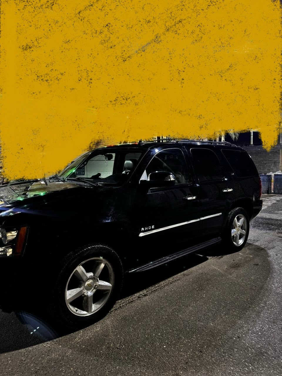 تاهو كفالة ( ادوات ادوات ) سليمانية مديل 2011  LT 
بيها شبر صبغ 
بالجاملغ الايسر 
السيارة مكينة وكير جدد 
تايرات جدد
ويل جديد 
دواخل بيجي 
مديل باب القصير المرغوب 
تراياك  بغداد بصرة 
كلشي ما مبدل بيها وضع شركة 
ابيع واراوس بأصولي حسب القناعة 
لا تجيني خاص هذا الرقم وتصل لمعرفة السعر 
***********
