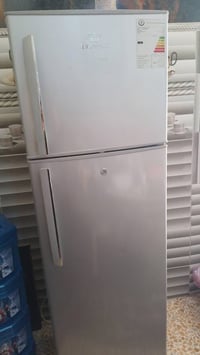 ثلاجه • نظيفه جدا • بغداد المحموديه