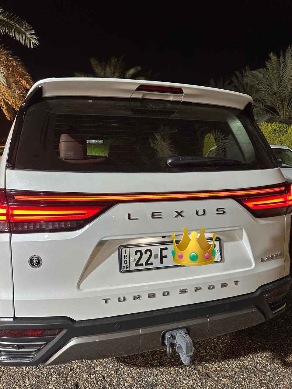 السلام عليكم 
للبيع لكزس بلاتينيوم 2023 LX600 
بريم اصلي 
مكفول كفالة عامة من الشخط 
مغلفة ppf
ماشيه 27 الف 
رقم اربيل 
فول موصفات 
داتا شو 
ابواب شفط 
سعرها 11 دفتر و90 ورقة 
للاتصال ***********
