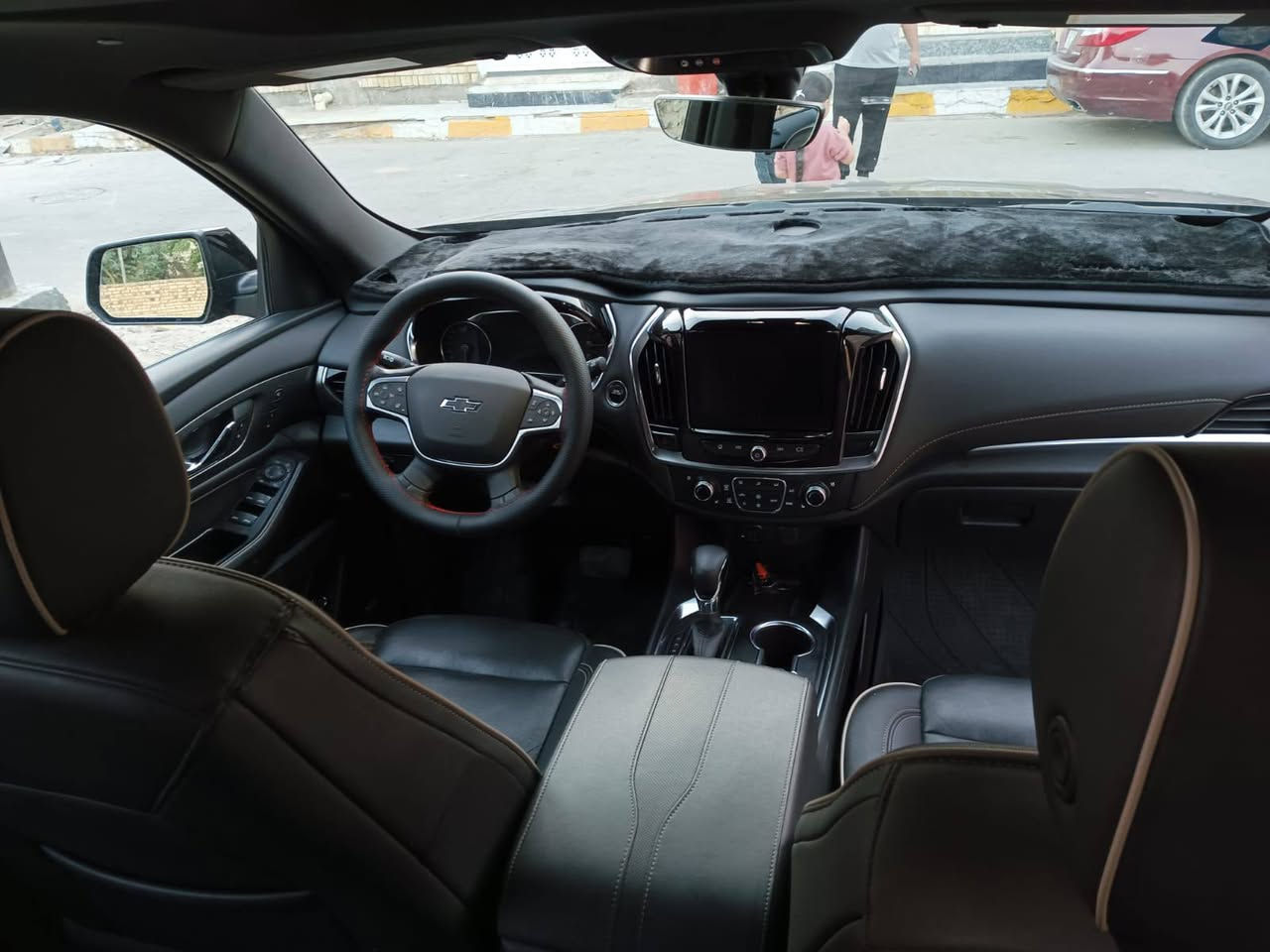 المركبة : شيفروليه ترافرس فئة بريمر  موديل 2023 فول للبيع فقط
الضرر: الجاملغ الخلفي موضح في الصور قبل وبعد
الرقم : بغداد بسمي
مكان السيارة: ميسان  
_______________________________
المواصفات 
✅ شيفروليه ترافرس 2023 بريمير  دبل فتحه 
✅ محرك 6 سلندر 3600 VVT
✅ السيارة ماشية 100 كيلو 
✅ اربع بصمات للابواب مع بصمة تشغيل وتشغيل عن بعد
✅ نظام الكاميرات الاربعة برؤية 360 درجة 
✅ إمكانية عرض كاميرا في مرآة السائق (كاميرا خامسة) أصل
✅ ويل كب حجم 20 بلاك رياضي مع طقم تاير جديد كونتننتال 
✅ لايتات زينون اصل مع حاجب LED نهاري 
✅ كاميرا خلفية دوارة مع الستيرن 
✅ اشارات بالمرايا الجانبية مع حساسات الاجتياز 
✅ غرفة السيارة جلد اسود اصل
✅ تحكم كهربائي متكامل لمقاعد المقدمة 
✅ تدفئة ستيرن
✅ ستيرن كهربائي الحركة
✅ جنطة كهرباء شفط مع إمكانية فتح الجنطة بثلاث وضعيات  عن طريق باب السائق والبصمة 
✅تحكم كهربائي متكامل لمقاعد المقدمة 
✅ كشنات أمامية تدفئة تبريد
✅ كشنات وسطية تدفئة
✅ شحن موبايل وايرلس
✅ منافذ USP & AUX
✅ منافذ طاقة 12V متعددة
✅ رادار امامي مانع تصادم واعطاء تنبيه مع حساسات خلفية
✅ مانع إنزلاق
✅ شاشة دشبول كبيرة سلايد لمجموعة من الايعازات 
✅ قاصة داخلية خلف الشاشة مع منافذ USB
✅ تحكم ستيرن جهتين متكامل الايعازات
✅ سايد بريك بصمة 
✅ تبريد السيارة 3 قطع مع تبريد خلفي منفصل  
✅ مقاعد وسطية فصل سياحي لراحة اكبر 
      مع بقية مواصفات  الفول المعروفة
✅ للمزيد الاتصال *********** 
       واتس اب فقط *********** 
✅️السعر 310 بيها مجال للشراي وتدلل
