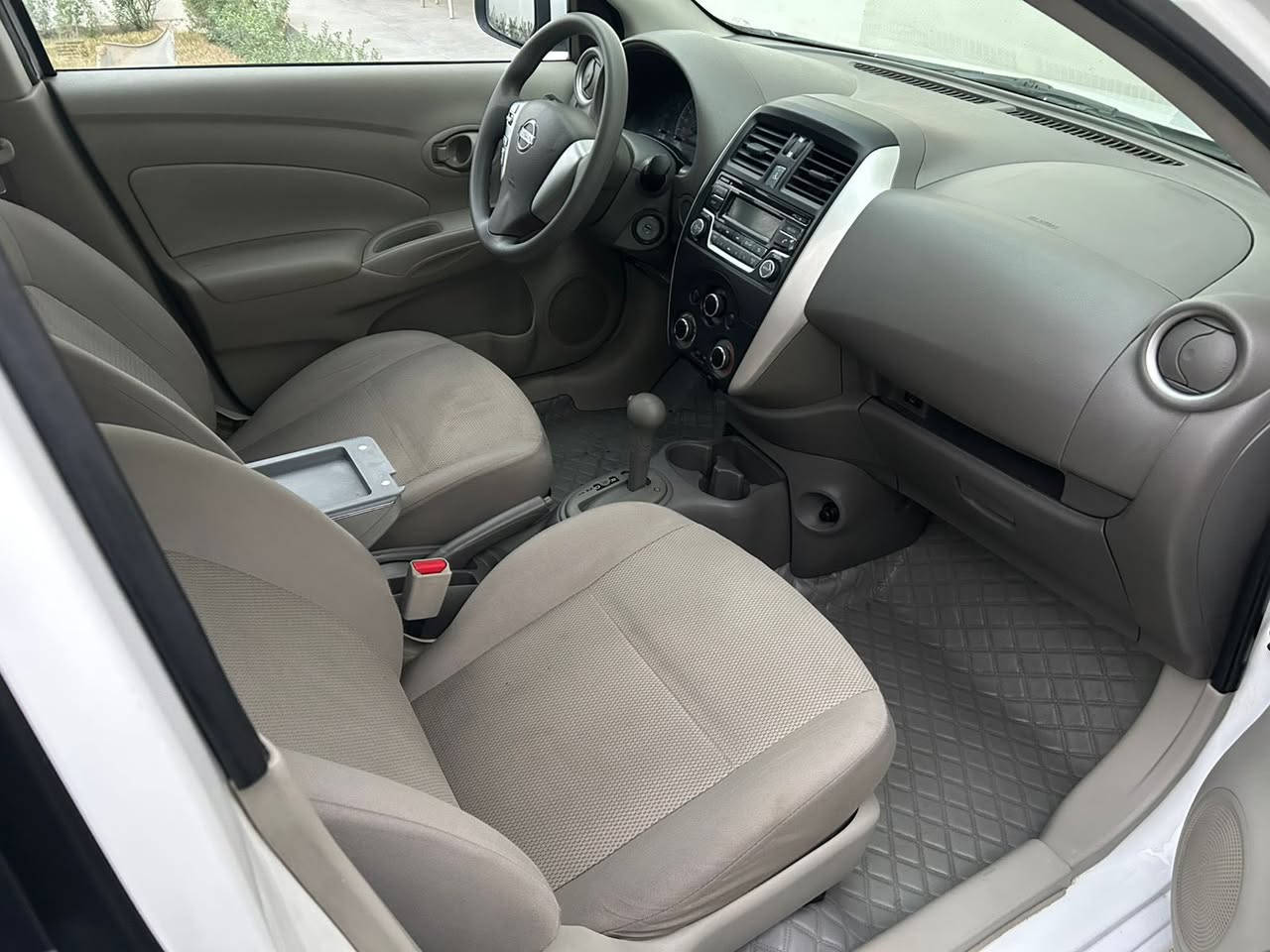 سني 2021
هندي 
السياره مكفوله 
من الصبغ والبارد 
ماشيه 96 الف 
السياره موجوده 
بغداد الكرخ 
السعر ١١٣ ورقه 
الاتصال ***********
