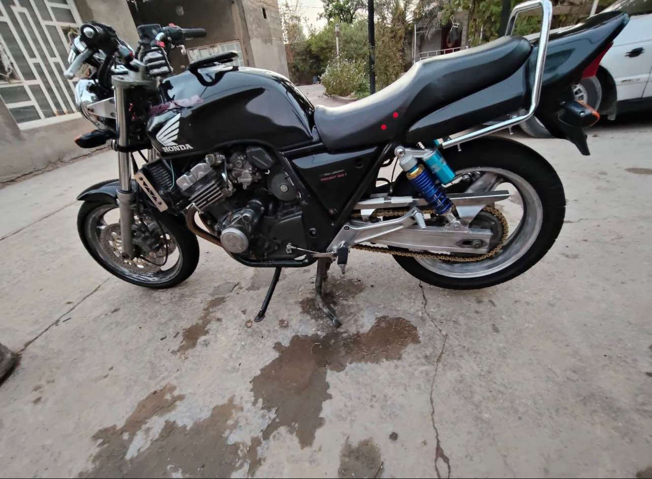 Cb400 honda super four G1

دراجة حلوة مرتبة مبدله صالنصه رياضي صوت رعب وبيها نظام كاتم اذا متحب صوت

الدراجة حلوة كابريتر نظيف دهن كله امزويل اصلي من الوكيل 

ماي راديتر زيتي قطرة زنجار مابيها 

دراجة حلوة وشلعتها تشكد الكاع

شوية بيها نقوصات بس طايحات من سعرها 

نقوصات بس الاشاير والهورن ميشتغلن 

الباقي كله شغال 

تايرات جديد

بريكات جديد

مكينه كفاله 

مكاني بغداد الاعظمية *********** واتساب او اتصال بغداد, العراق
