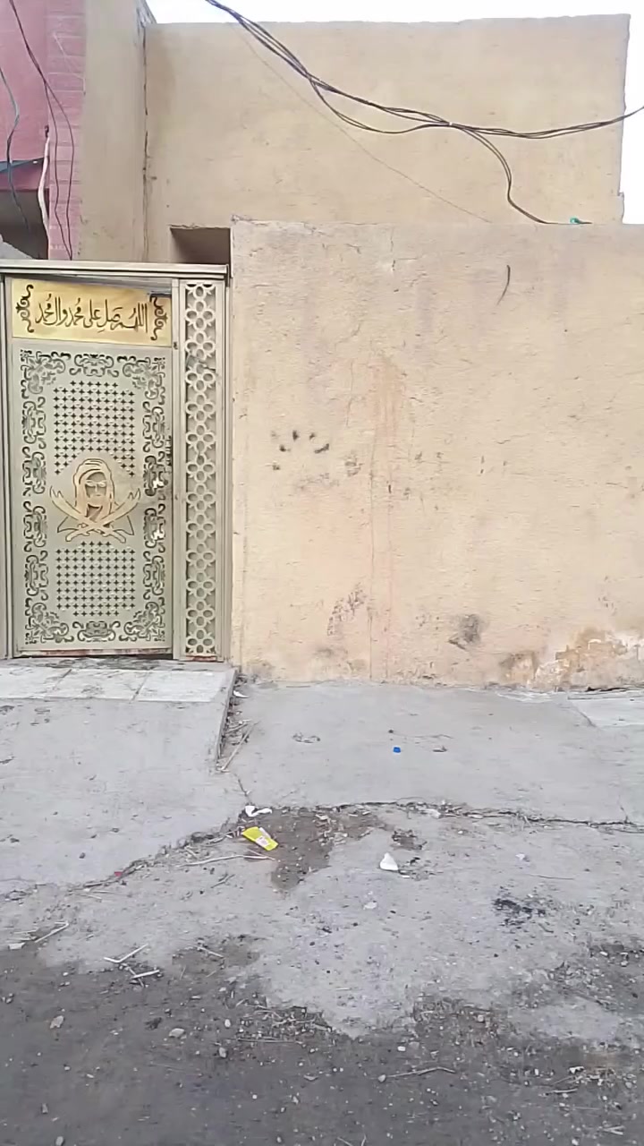 السلام عليكم بيت للبيع مساحه 100 متر مسطحه الالوان كماليه غرب البستان الاستفسار ***********
