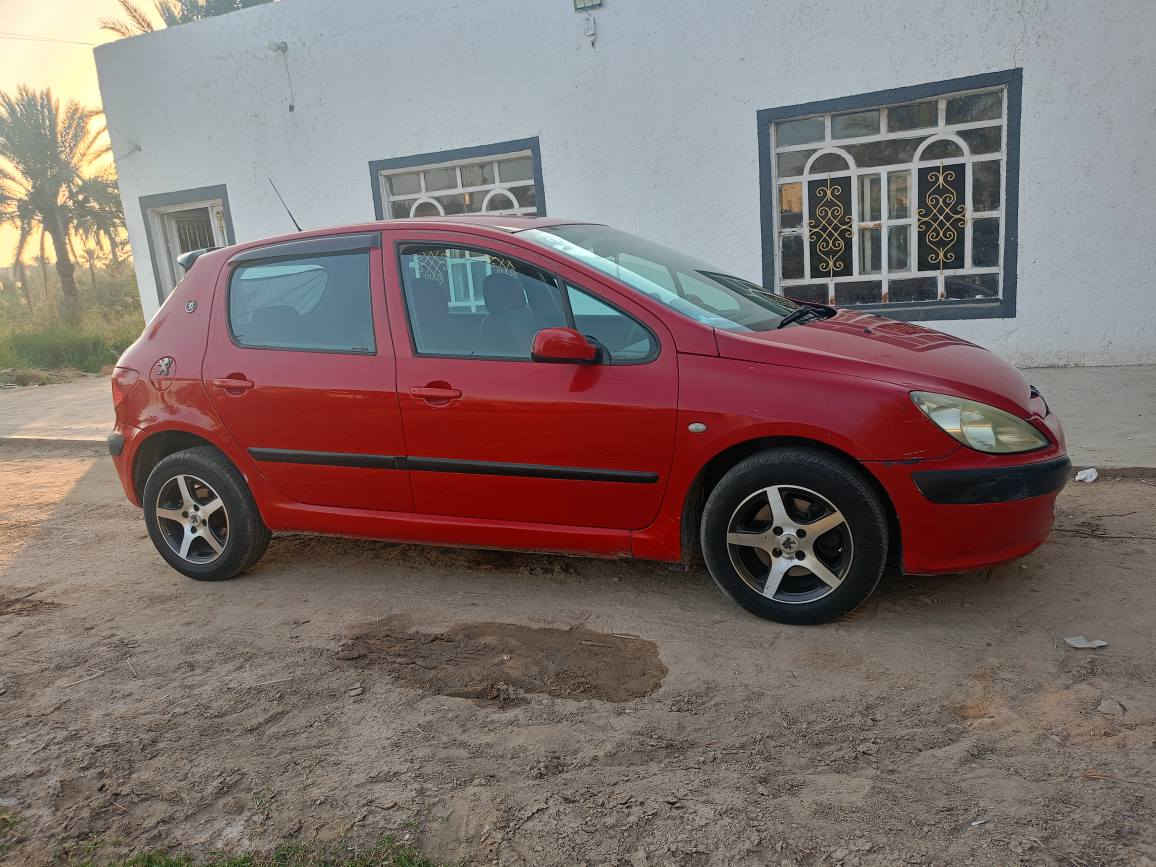 سلام عليكم بيجو فرنسي 307موديل 2005بغداد انكليزي مداور كبل سنويه لل 30مكينه كير  حداديه تبريد ثلج تخم تاير بلاديه للاستفسار ***********  مكاني كربلاء السعر 50 كربلاء, العراق
