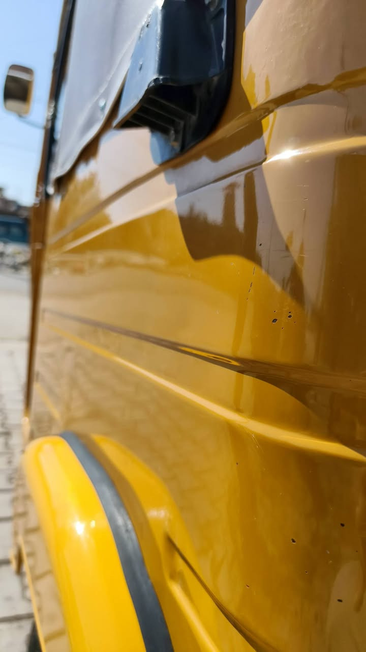 السلام عليكم تكتك 20شهر 12 رقم وسنويه باسمي تحويل ثاني يوم ماكينه خير من الله بيها ضربه بالصفحه يم قبق البنزين مرجع على البارد معمره دوس فقط تكتك جاهزه اي نقص ما بيها عنوان بغداد الحسينيه مال الراشديه *********** غير متواجد على النت
