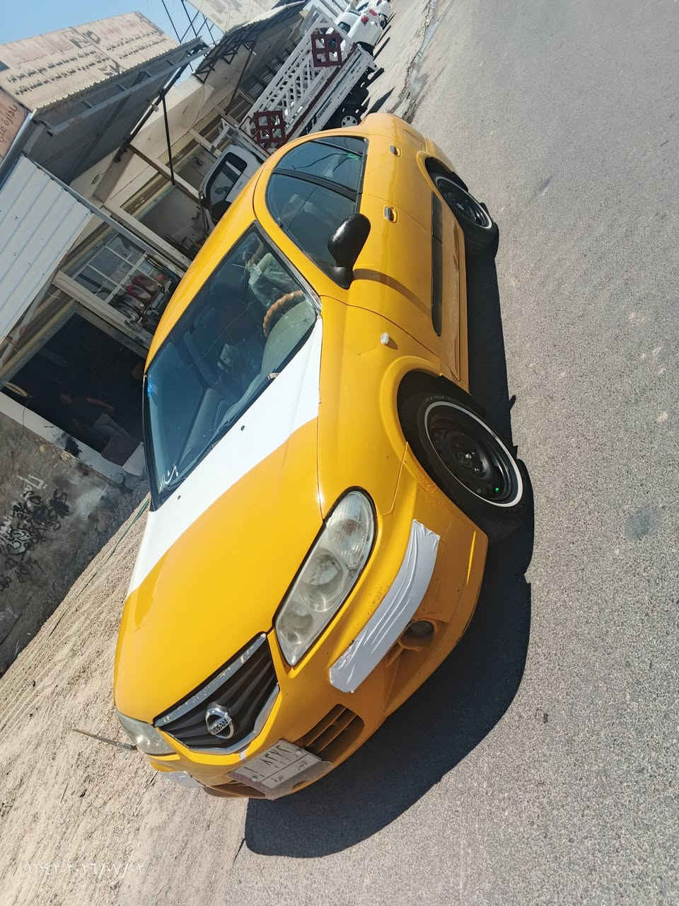 السلام عليكم سني موديل 10كير عادي محرك سودسياره جديده وجاهزه السعر 73وبيه مجال ومراوس حسب القناعه ***********
