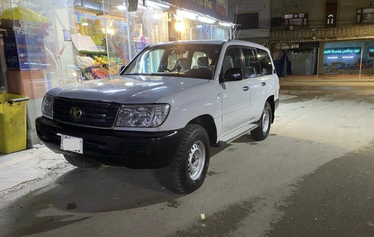 مونيكا موديل ٢٠٠٠
فول عادی سپێر له كوڵ
پێش ئه كسل  
كامل بوياخ 
سەیارەکە هەمو شتێکی مەزبوتە
 گێڕ مەکینە ئەکسل دەبڵ ئەکسل 
سەنەوی تا ٢٠٣٠ تازەیە
ره قه م دهوك به ناوي خومه وه يه  
تەحویل و شانسی بەشەرت  
شانی سايه قي و پێشی پێوەیەتی 
نرخی/١٠٣وه ره قه تكايه مشته رينيت ته له فون مه كه 
له سليمانيم 
هه موو زانياريه كم نوسيوه  
ژ:م/
***********
*********** whats up
