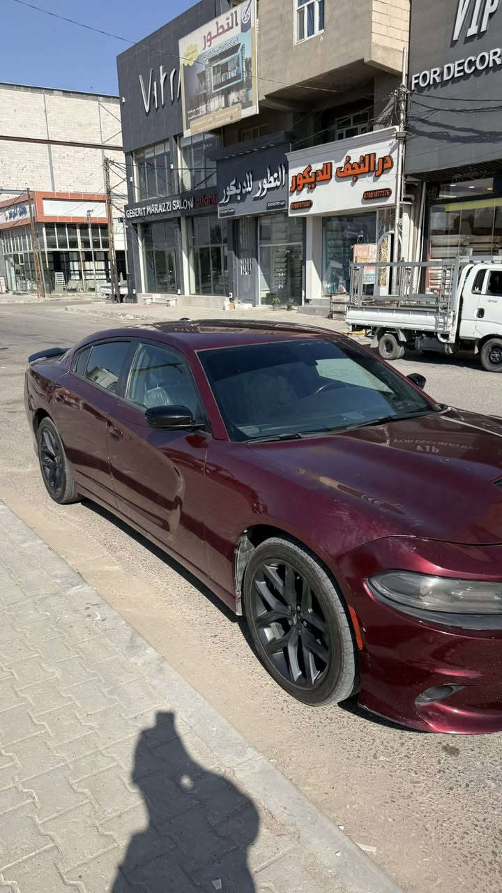 سلام عليكم هاي السياره 18 sxt
حادثها بنيد وجاملغ بدون دواخل بيها طختين بالعراق  بالجاملغات الخلفيه 
مراوس بكامري كورلا اي شي هايبرد
مكاني نجف 
اذا تحجي هواي لتراسلني 
***********
