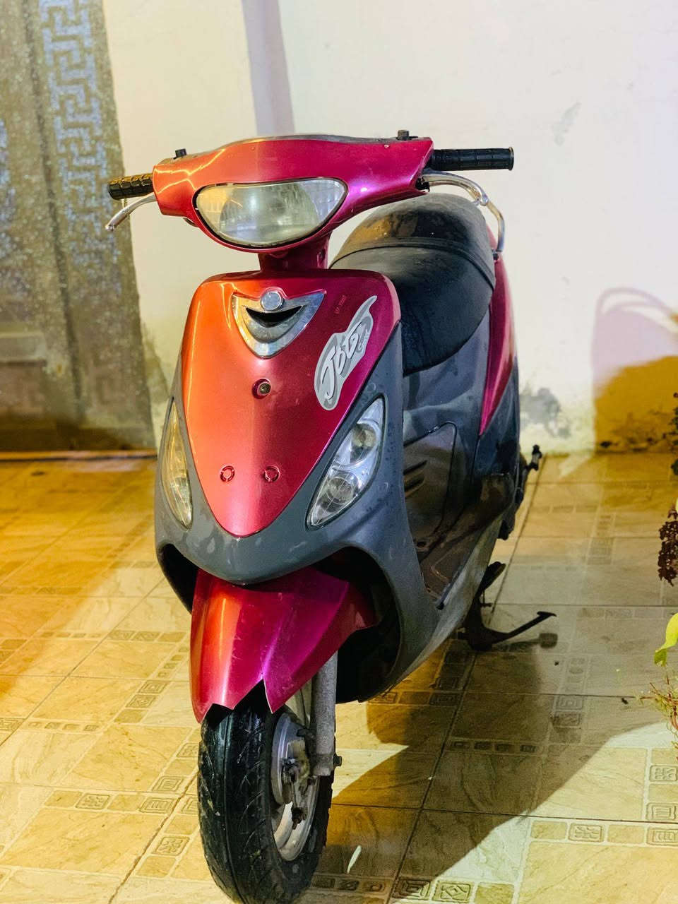 ماكس منغولي 
السعر/450 وبيها مجال لشراي 
حله مركز المدينة 
***********
