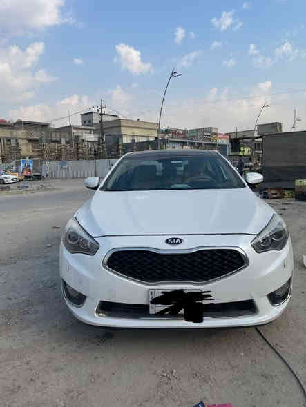 السلام عليكم 
كادنزا 2015 خليجي سياره جديده جديده مكفوله من التبديل والصبغ بيها فقط بارد شبر باب الصدر والجاملغ الخلفي جداً بسيطات بسمي رقم بغداد اني جانيه السياره جداً نظيفه
مواصفاته 1/1 فول تبريد قطعتين بنوراما تحكمات كشنات خزن داخل جلد بيجي مري شفط ترحيب شاشة اعطال كشنات تدفئه حساسات زراكات مازدات وبعد بيه هواي مواصفات مكينه 6 مكفوله برغي ما مفتوح بيها كير مكينه صدر كهربائيات كلها شركه وما ملعوب بيها تخم تاير جديد 
منضومه زنون بلاد السعر165 وبيها مجال بسيط مكاني البلديات ***********
