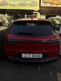 دوج هورنت للبيع باسمنا السيارة   السيارة حلوه كلش   ماشية 30 الف كيلو ...