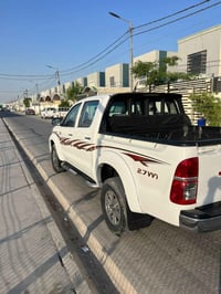 تويوتا هايلوكس • ٢٠١٤ • كفاله عامة