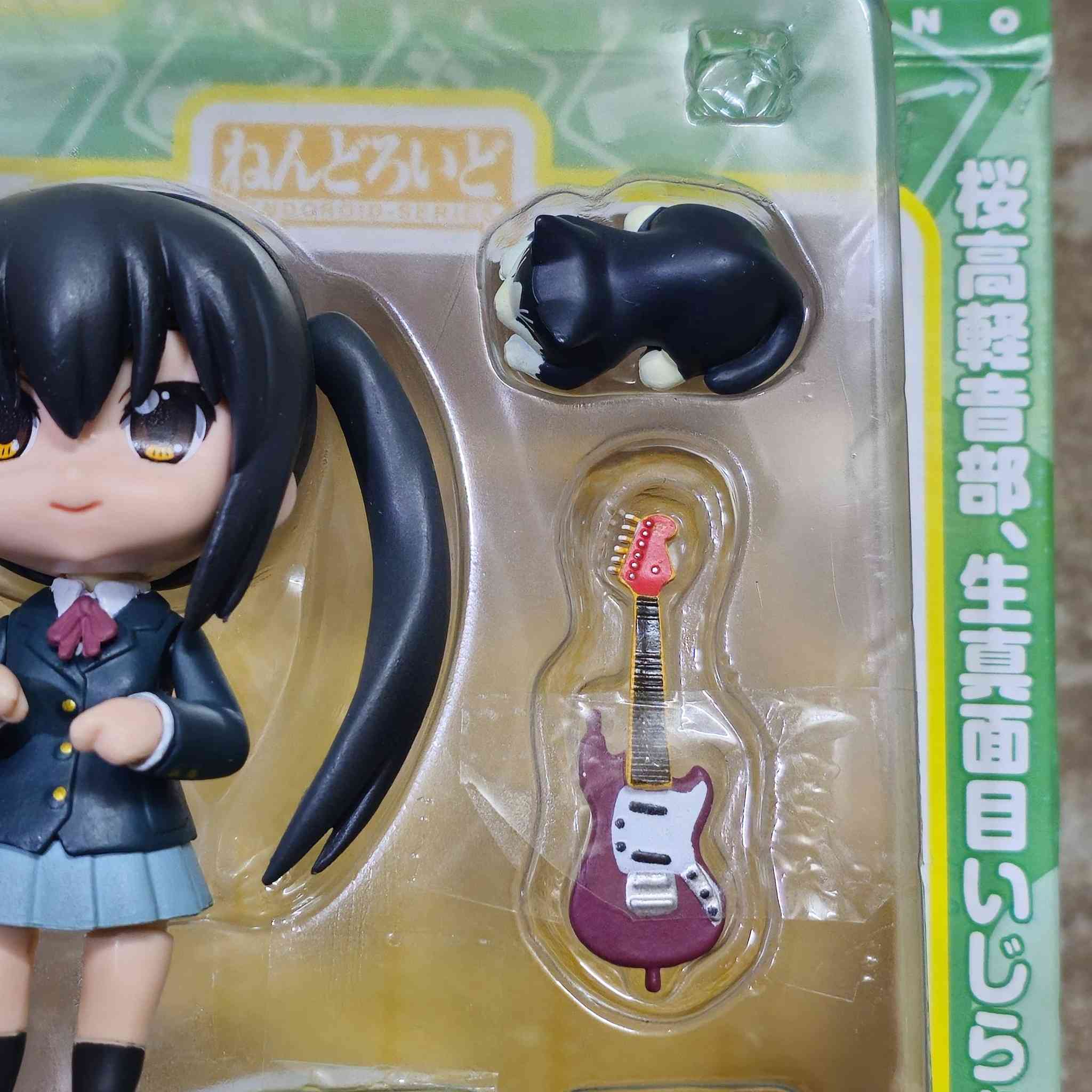 مجسم NENDOROID بهاذ الشكل
السعر ٢٥ الف
كامل ملحقاته و جديد 
مجسم اصلي مفصلي كامل
متوفر توصيل لكل المحافظات ٥ الاف


**إذا كنت صاحب هذا الإعلان وتريد حذفه لأي سبب، رجاءا أرسل رسالة إلى الدعم الفني**